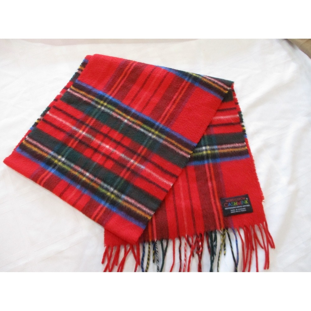 Nordstrom  Women's Cashmink Red Tartan Plaid Print Fringe Scarf Soft